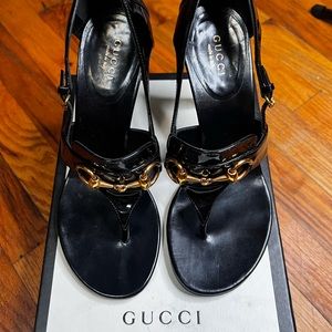 36 it’s true to size a woman six black Gucci shoes